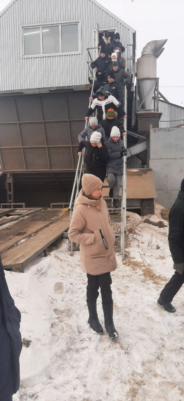 Экскурсия на механизированный ток по доработке и сушке зерна.
